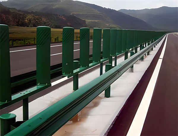兴安三波护栏板在高速公路的应用